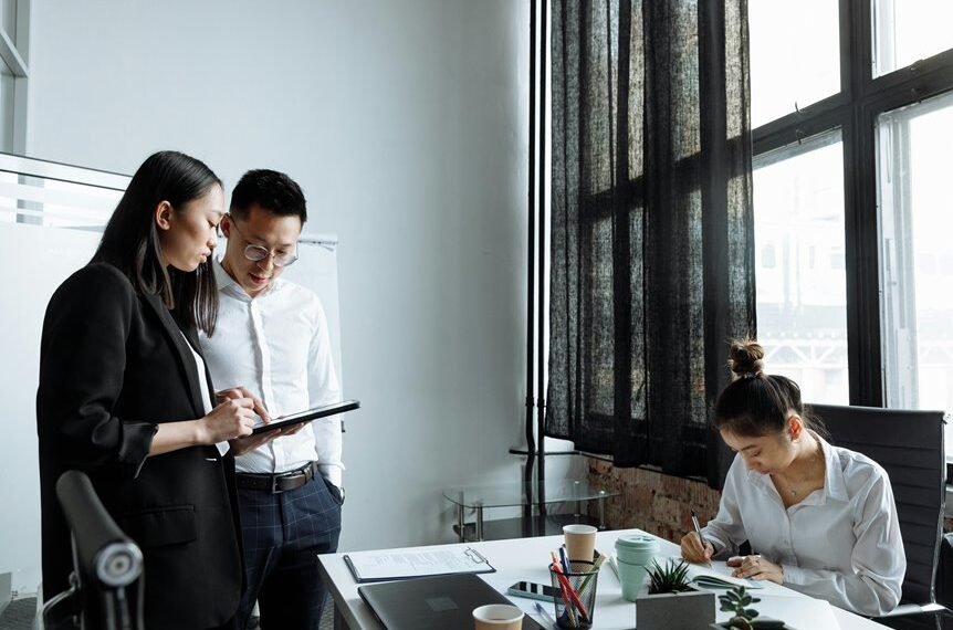 Online Growth Solutions 502062703 for Companies